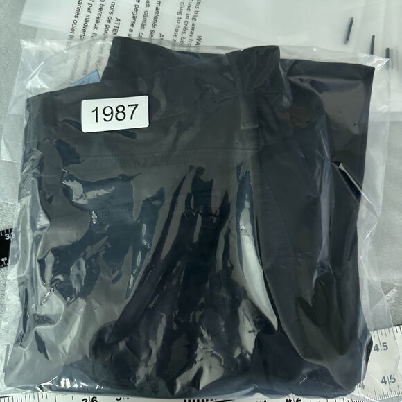 Paige Hoxton Ultra Skinny Jeans Womens Size 26 Mid Rise Dark Wash Black - Picture 12 of 12